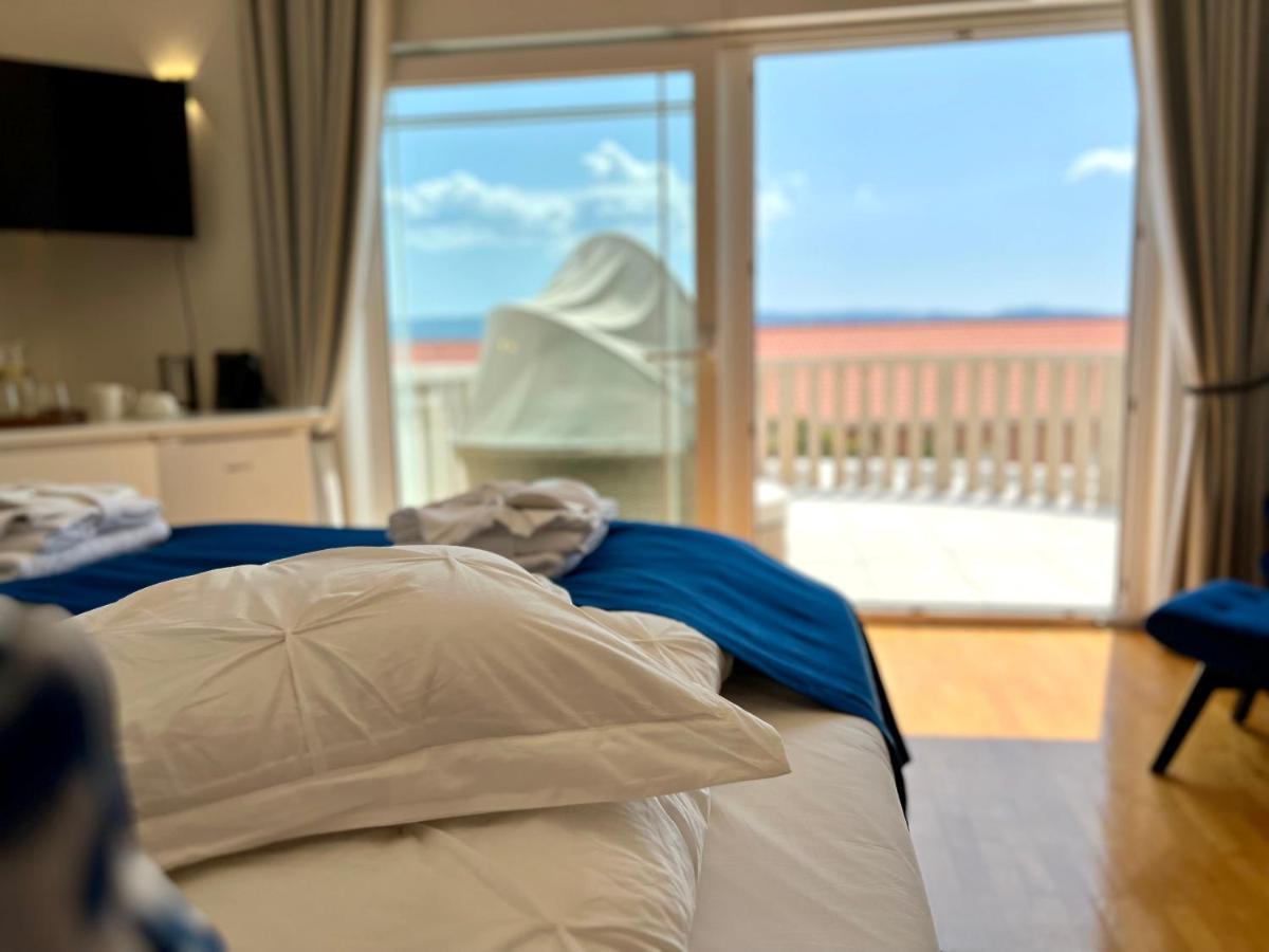 Villa Romana II 오미스 외부 사진