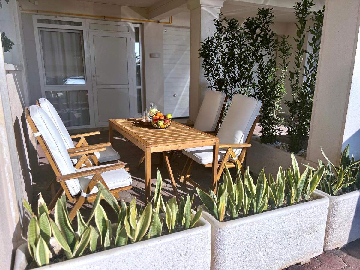Villa Romana II 오미스 외부 사진